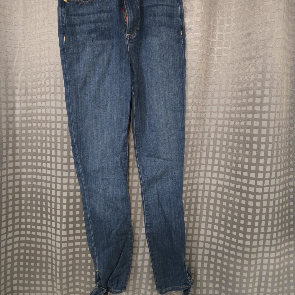 Alice + Olivia Blue Skinny Leg Jeans